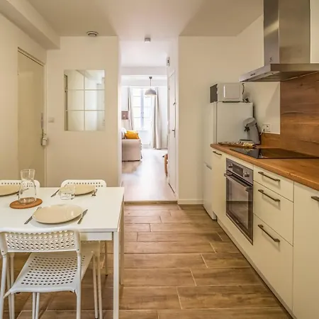 Le Trauquet ~ Cite Medievale ~ Arrivee Autonome 公寓 *