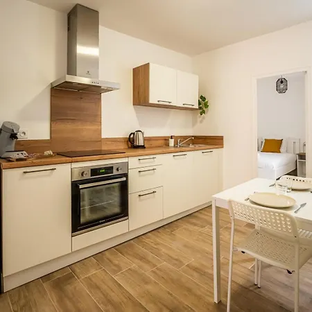 Apartment Le Trauquet ~ Cite Medievale ~ Arrivee Autonome