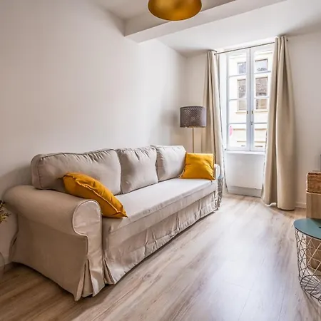 Le Trauquet ~ Cite Medievale ~ Arrivee Autonome Apartment *