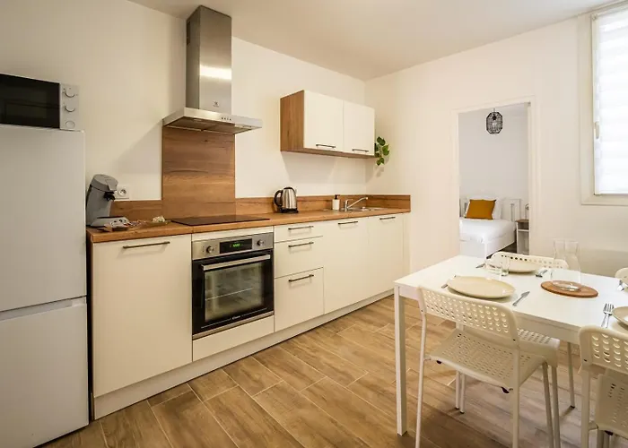 Apartament Le Trauquet ~ Cite Medievale ~ Arrivee Autonome